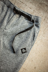 "KNIT FLEECE STRAIGHT PANTS"(ニットフリースストレートパンツ)