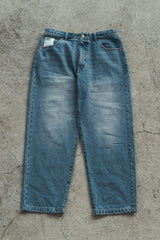 "247 LOOSE STRAIGHT DENIM"