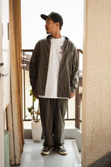 "MUG WASHER PINSTRIPE" RELAX-FIT L/S SHIRT